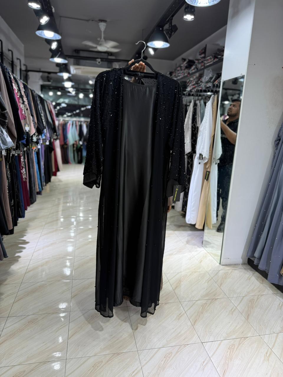 main_image_1759151812_9891.jpg
